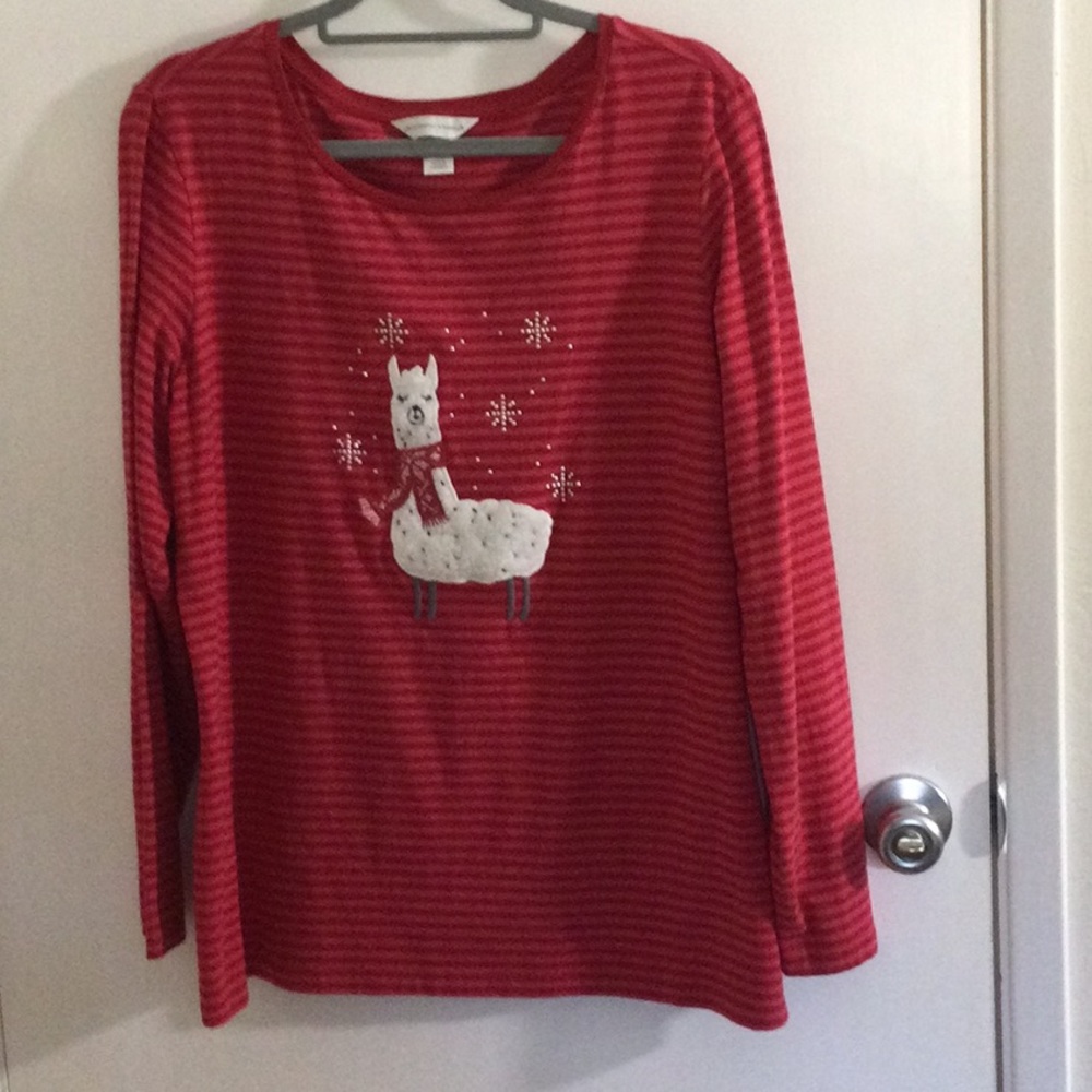 Long sleeve winter tee shirt with llama